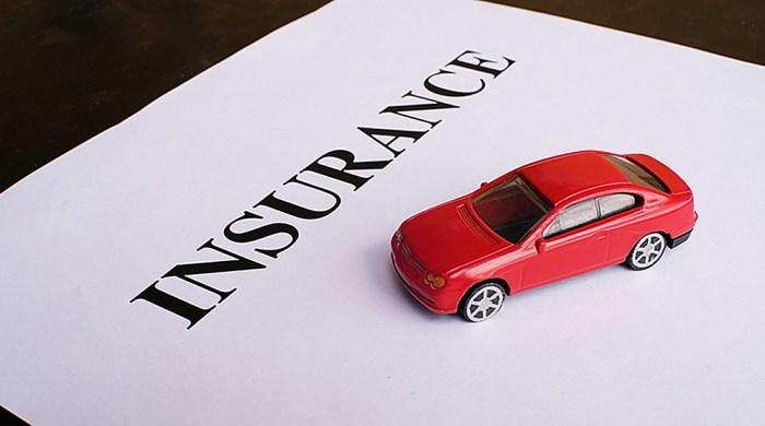 What are the benefits of bundling auto and renters insurance